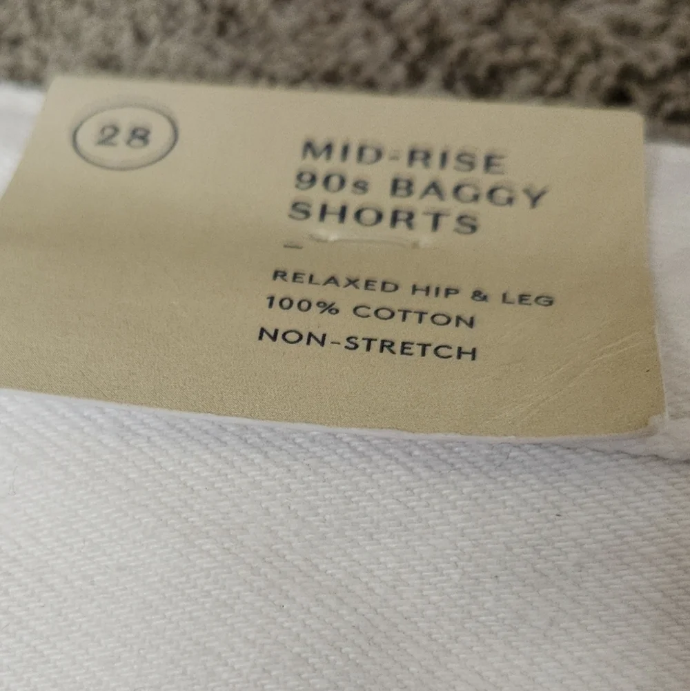 Women's Mid-Rise 90's Baggy Jean Shorts - Universal Thread White 28